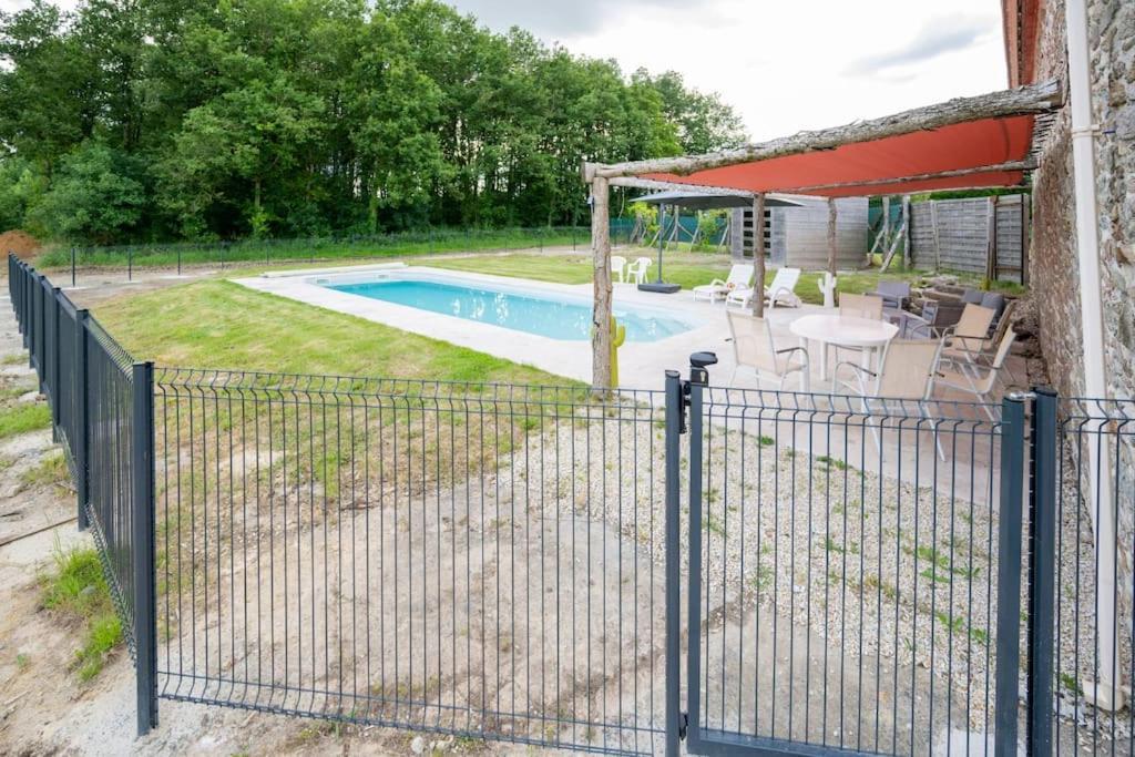Villa L'Evasion En Pierre Piscine Et Etang Prive Sevremoine Exterior foto